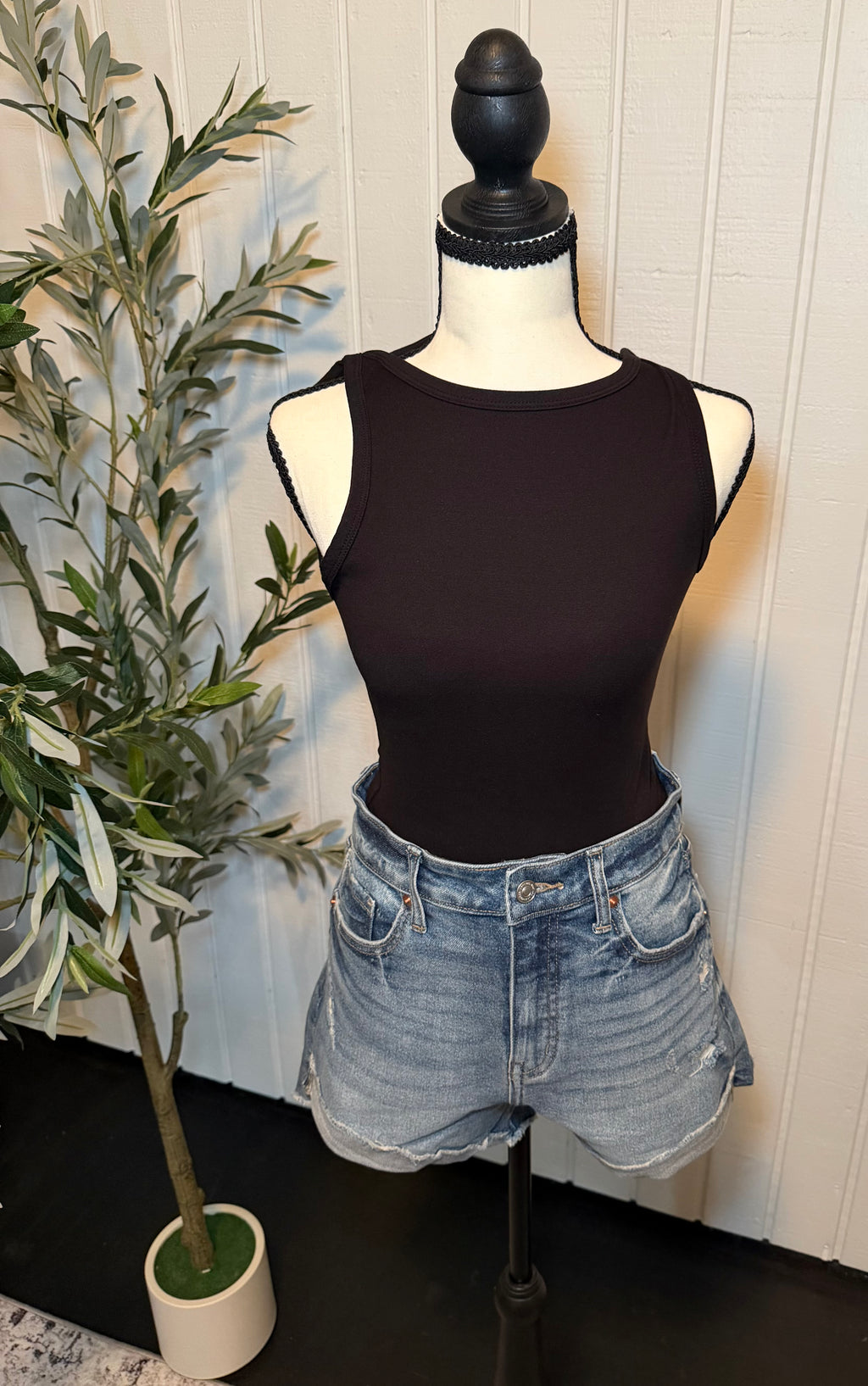 The Downtown Denim Shorts