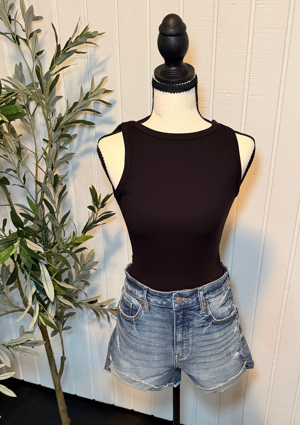 The Downtown Denim Shorts