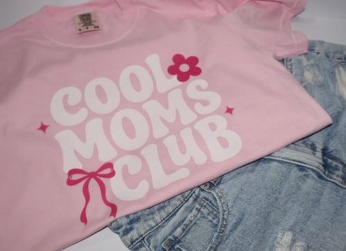 Cool Moms Club Graphic Tee